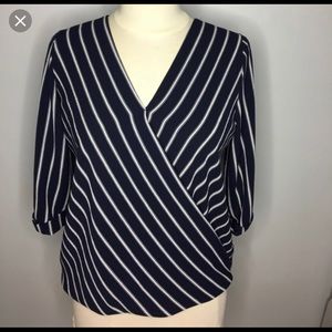 Alya navy and white blouse